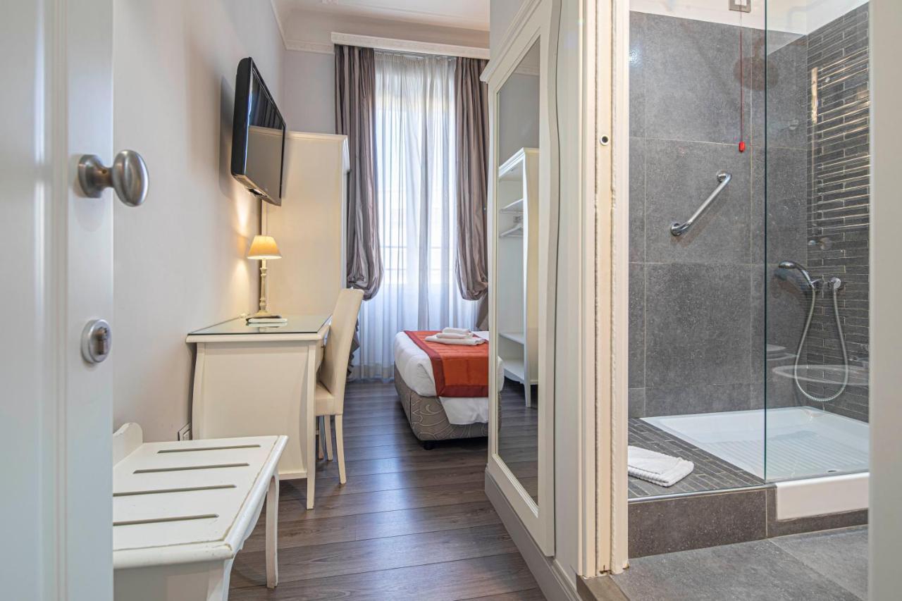 Residenza Castrense Bed and breakfast 2*